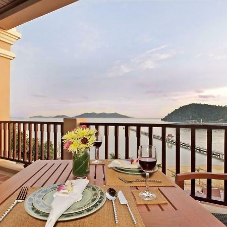 Point Of View Condos, Tranquility Bay, 코창 외부 사진