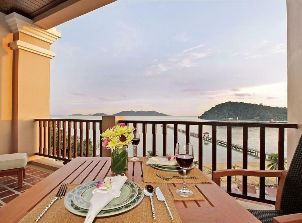 Point Of View Condos, Tranquility Bay, 코창 외부 사진